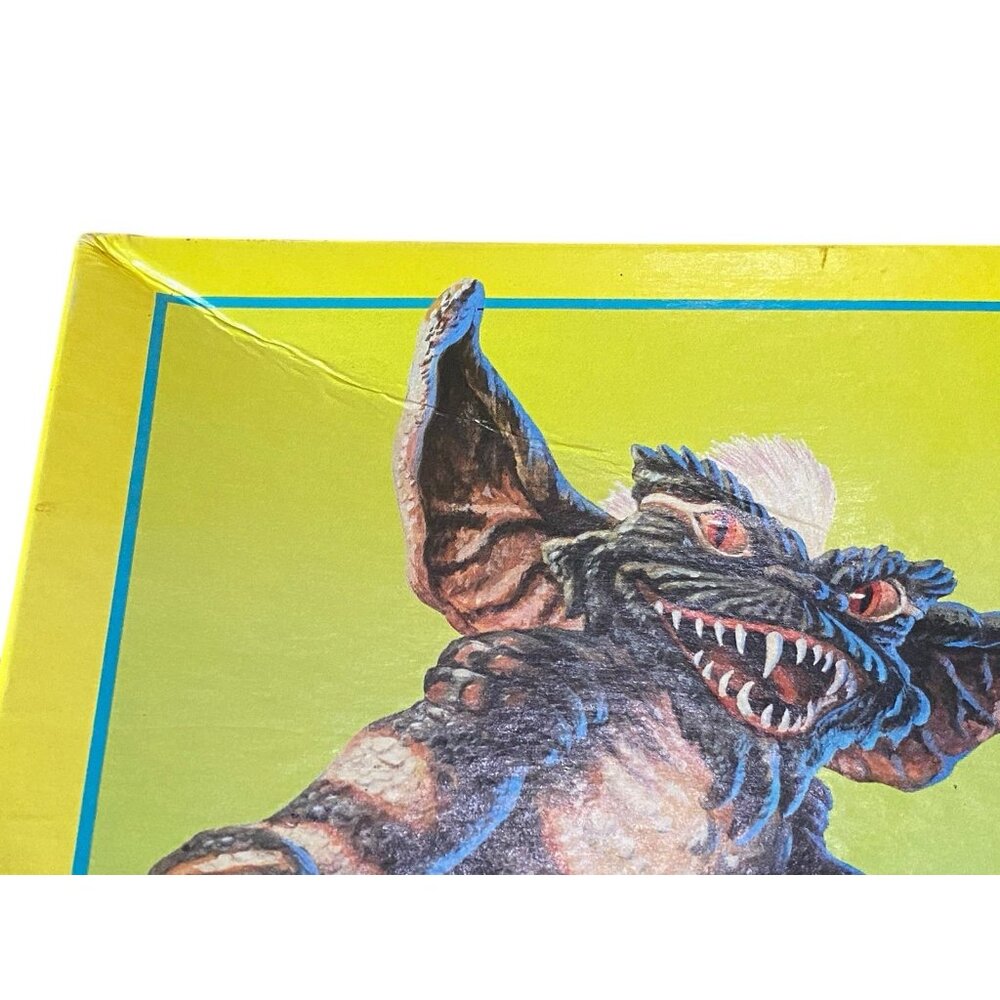 1984 Gremlins Board Game by Golden 100% Complete Unused & Unpunched Vintage - Picture 8 of 11